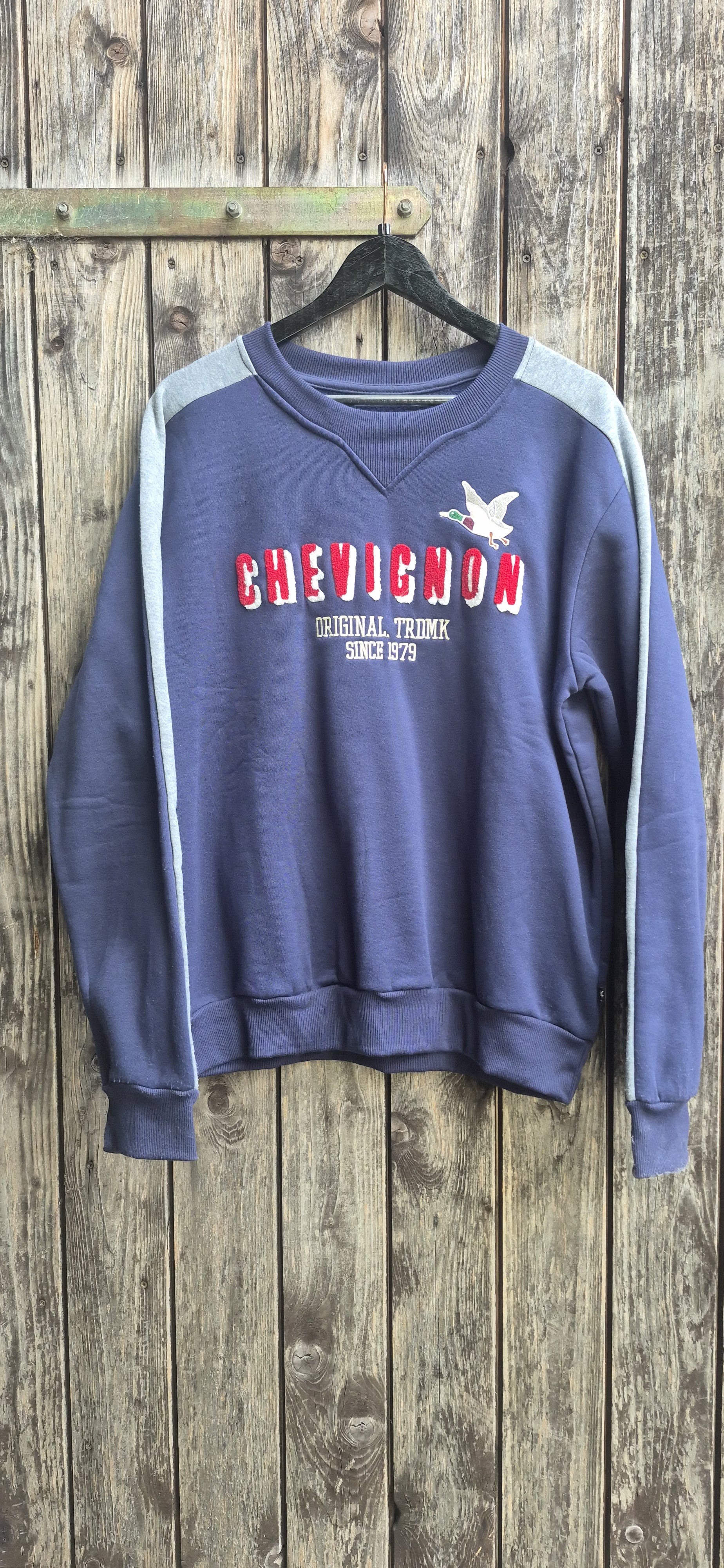Chevignon Sweater