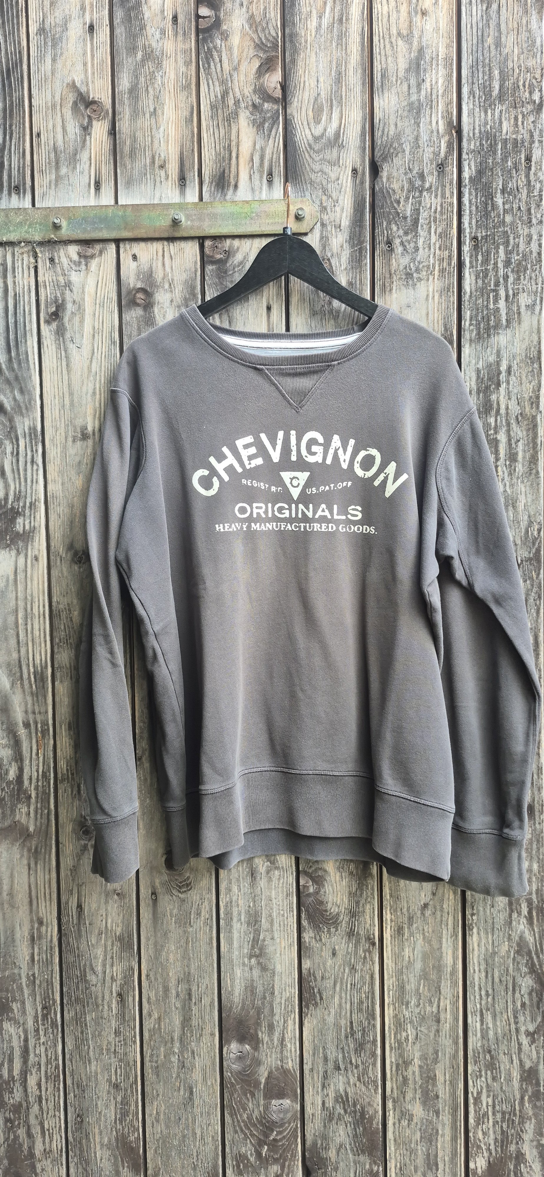 Chevignon Sweater