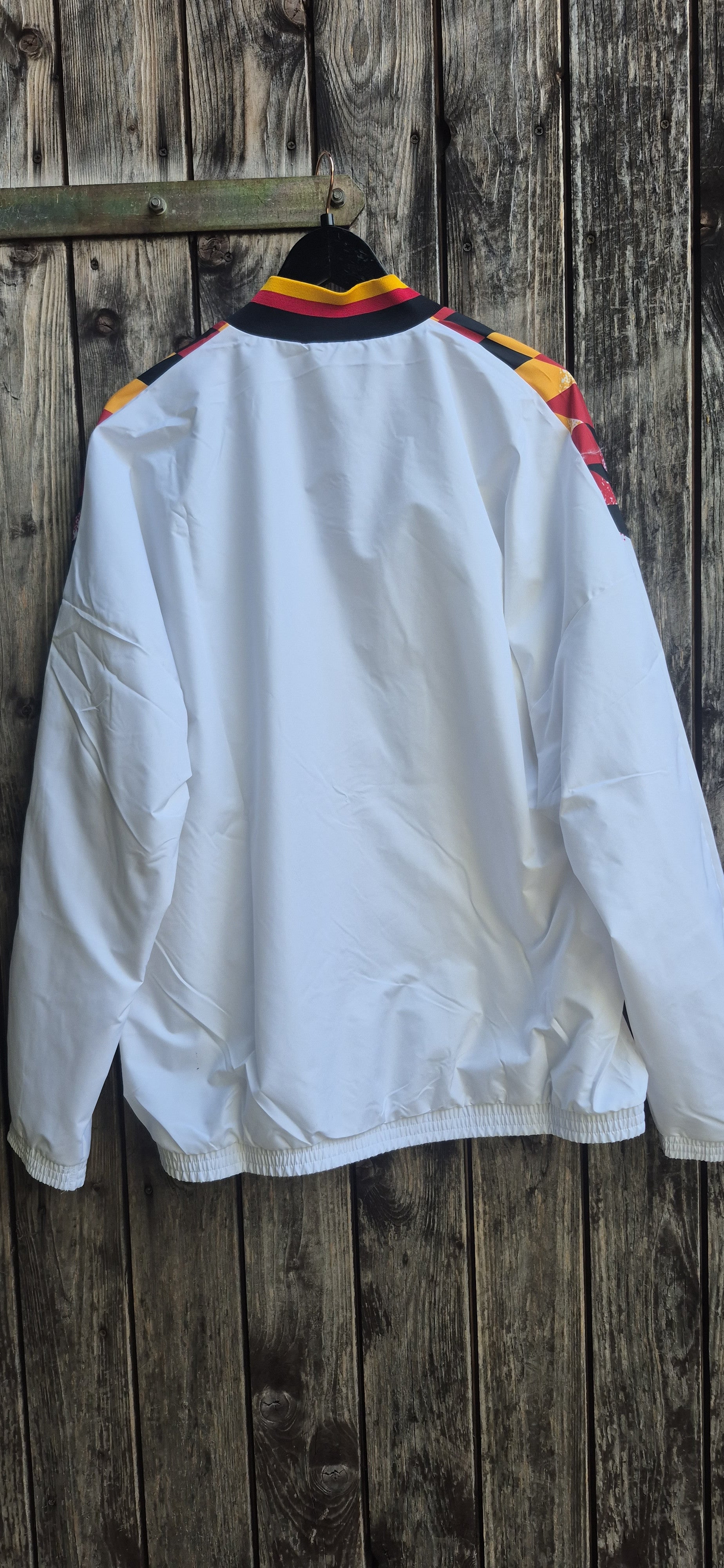 Adidas Originals Tracktop DFB 2026 – Ansicht 3