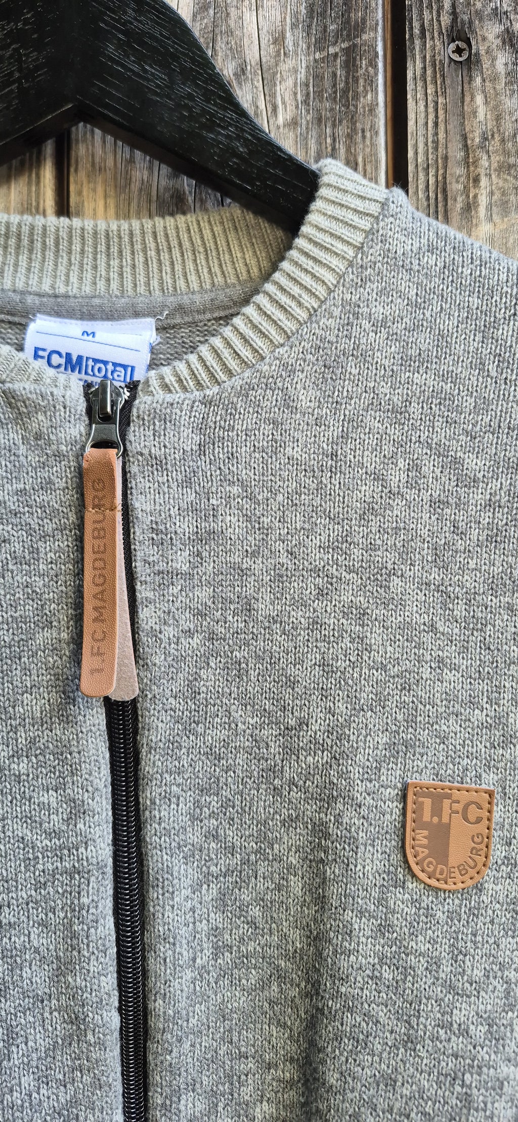 1.FC Magdeburg Vintage Knitwear Grau – Größe M