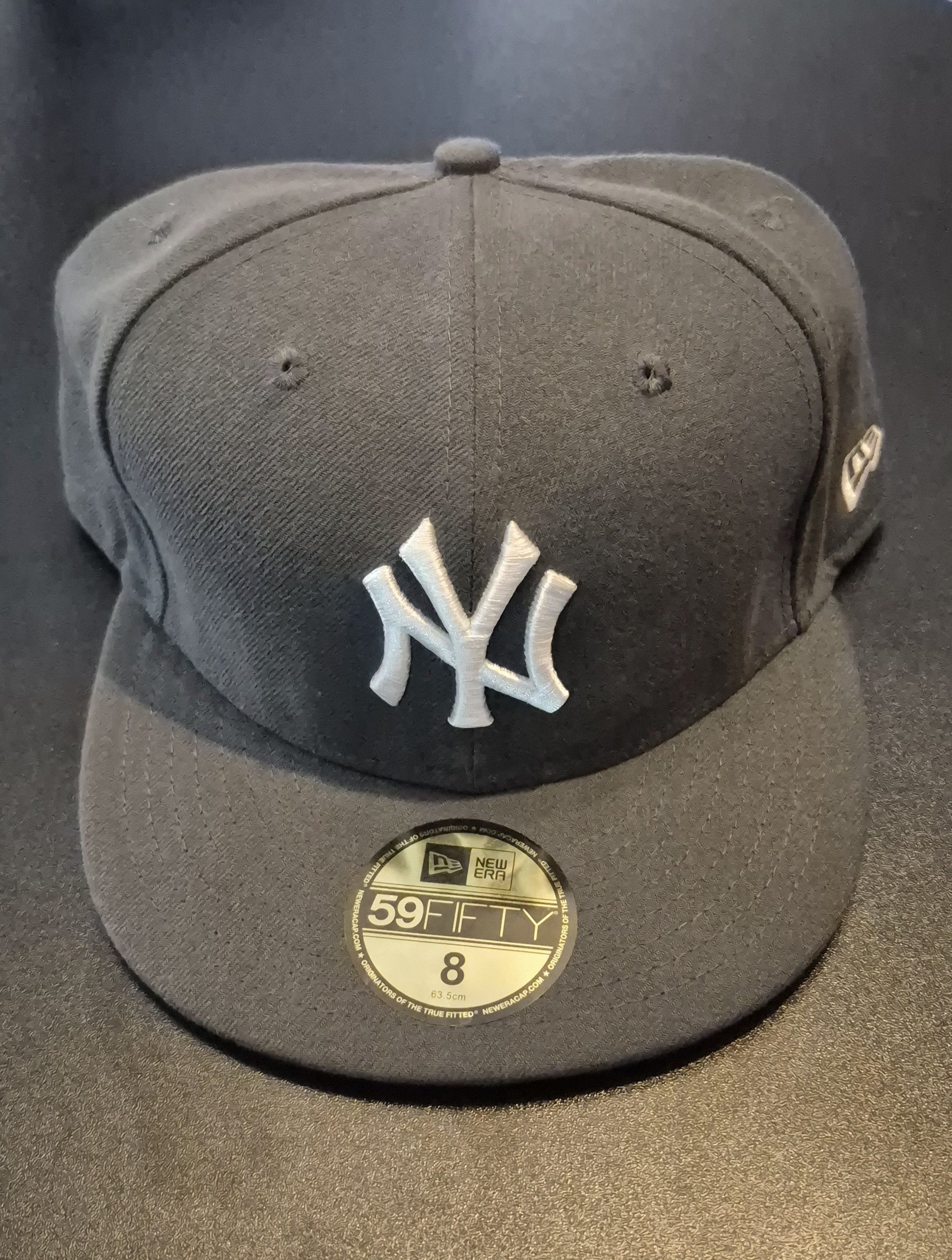 New Era Vintage Mütze Schwarz – Größe 8