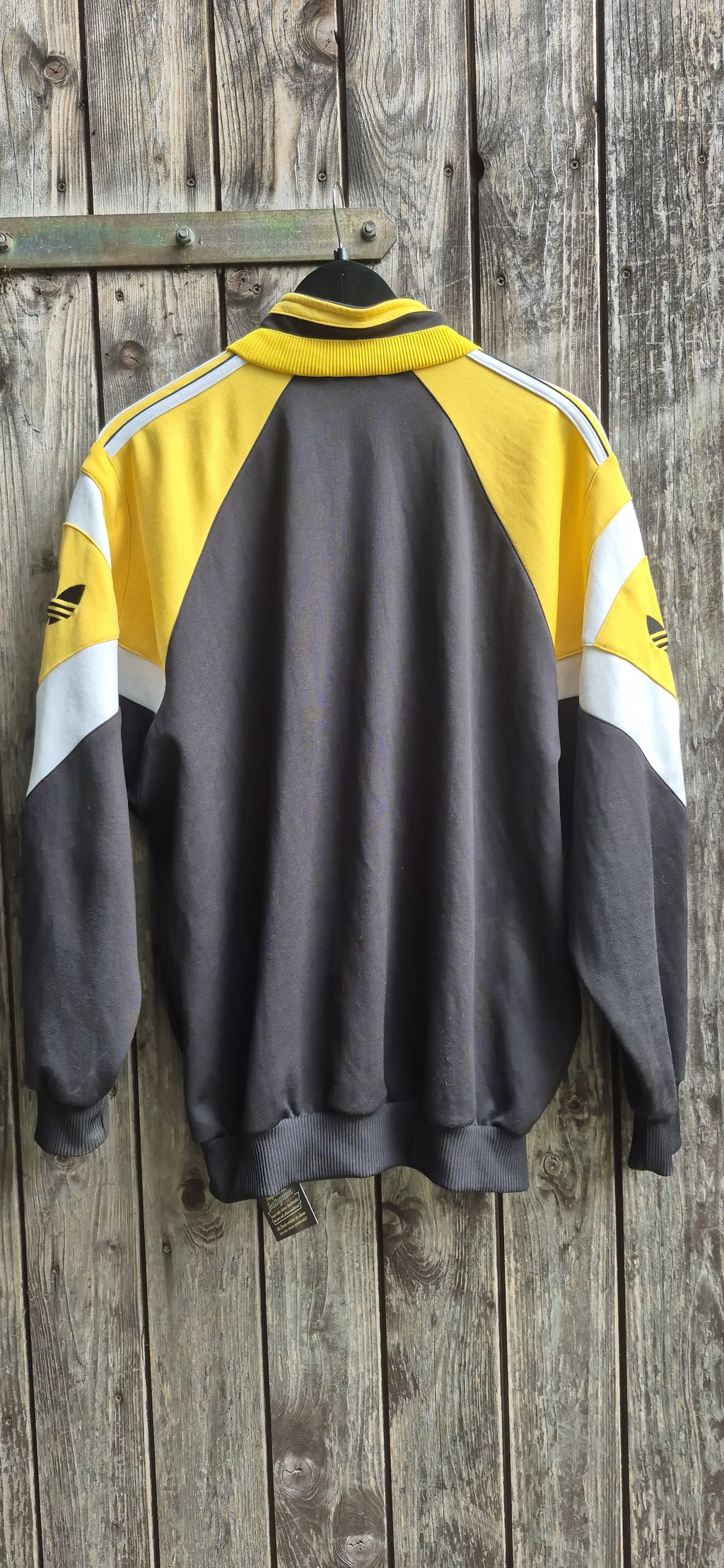 Adidas Originals Vintage Trainingsjacke Schwarz/Gelb – Bild 2