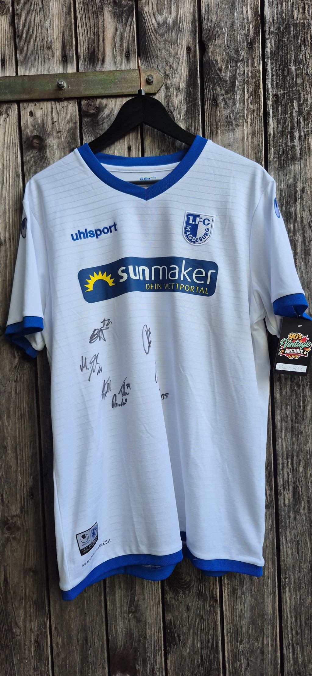 1.FC Magdeburg Vintage Trikot Weiss – Bild 1