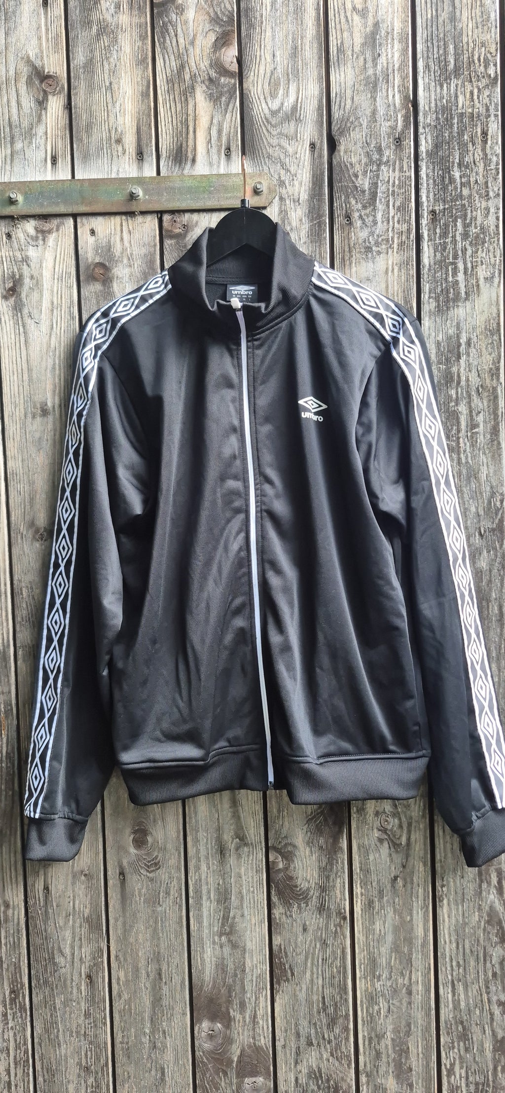 Umbro Vintage Trainingsjacke Schwarz – Bild 1