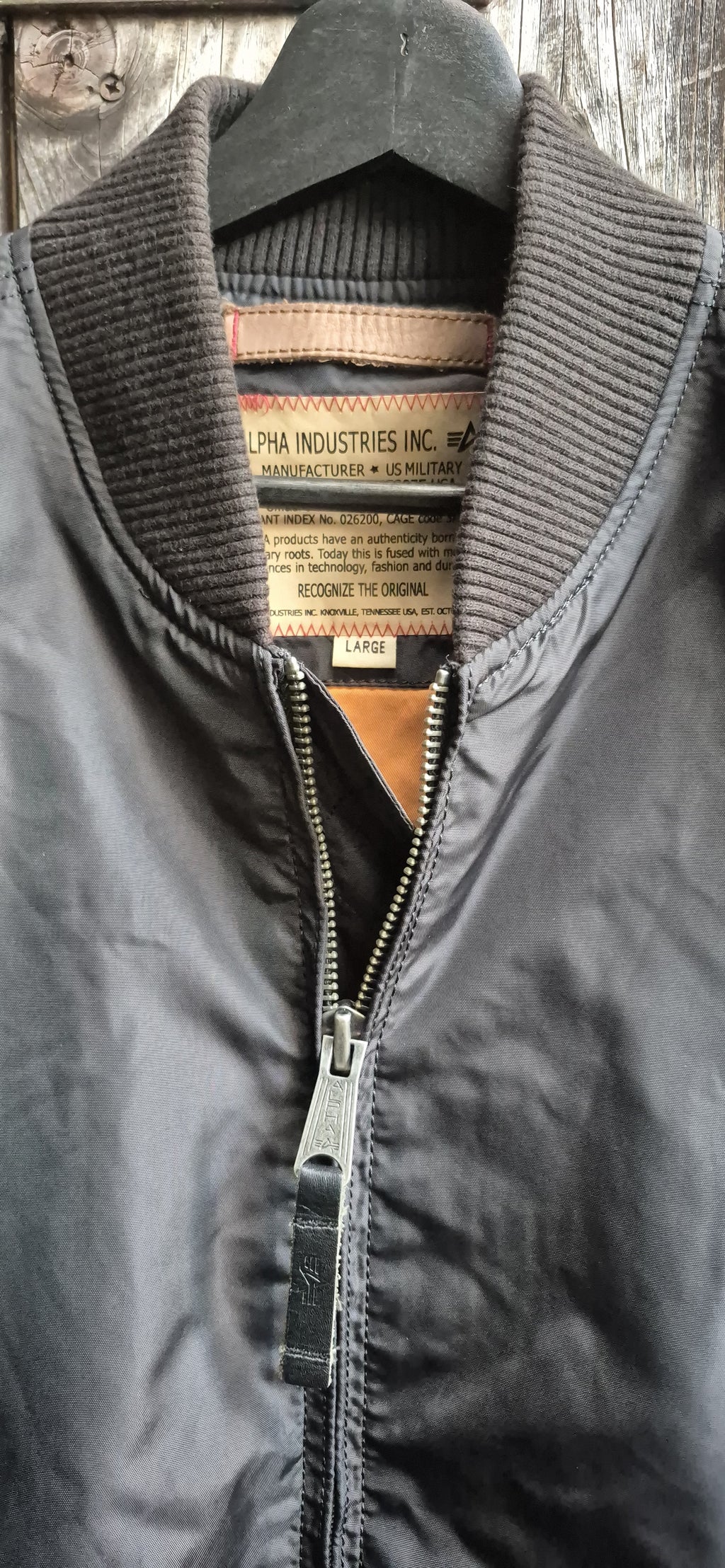 Alpha Industries Vintage Jacke Schwarz – Bild 3