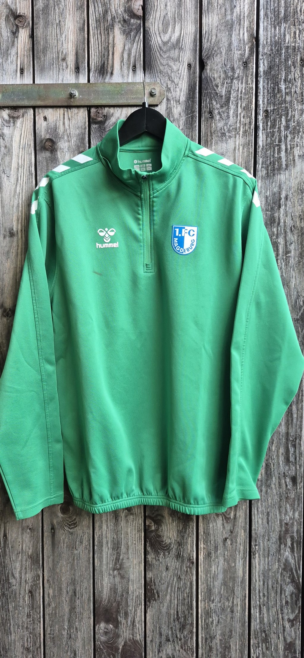 1.FC Magdeburg Vintage Trainingsjacke Gruen – Bild 1