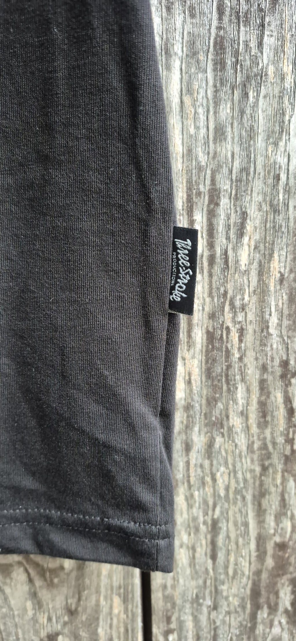 Three Stroke × 90s Vintage Archive Magdeburg T-Shirt Schwarz – Bild 3